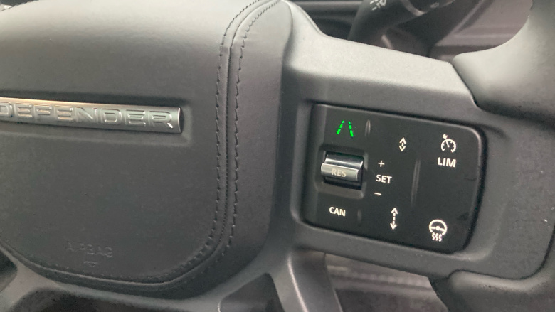 Land Rover Defender 3.0 D250 X-Dynamic HSE 110 5dr Auto Diesel Estate